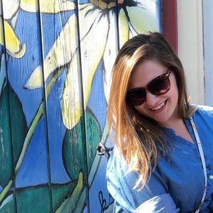 Meet your Posher, Amanda